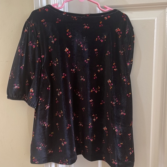 Velvet Top - Picture 2 of 2